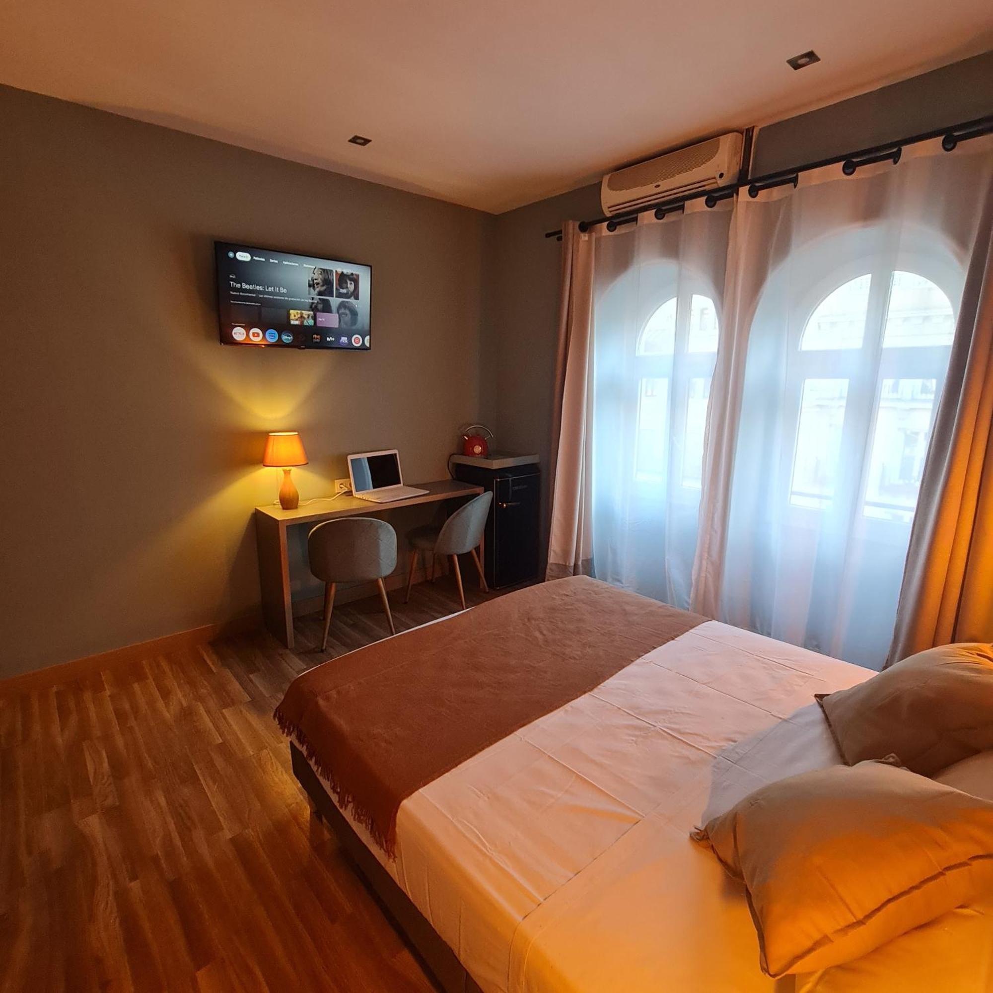 Luxury Green Hostal Madrid Gran Via Kültér fotó